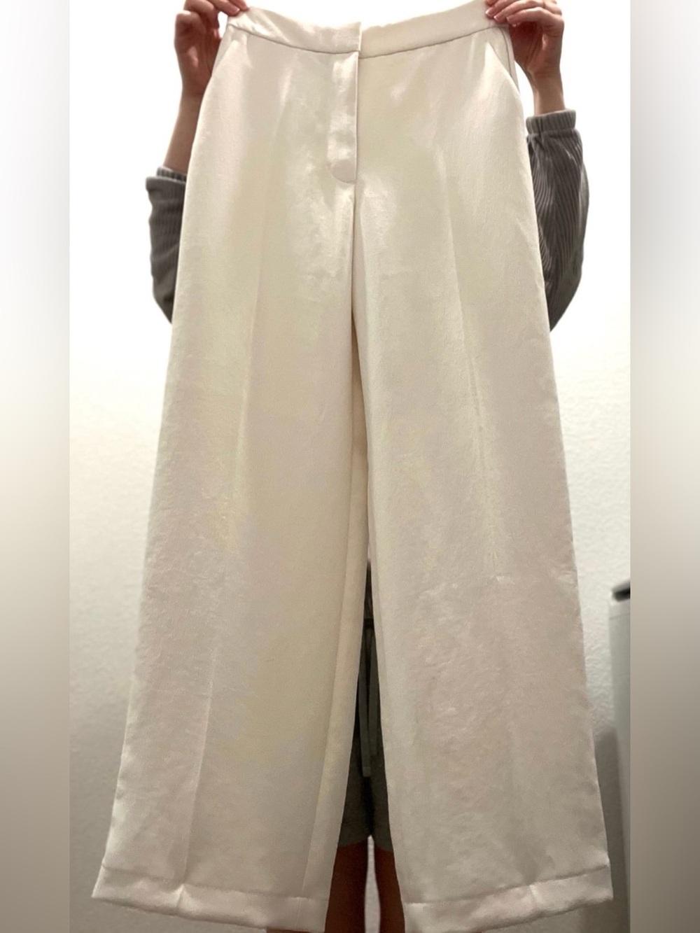 Aritzia Wilfred Wide-Leg Cream Trousers